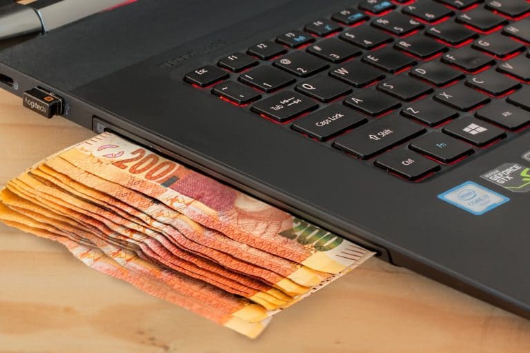 stream income tune in